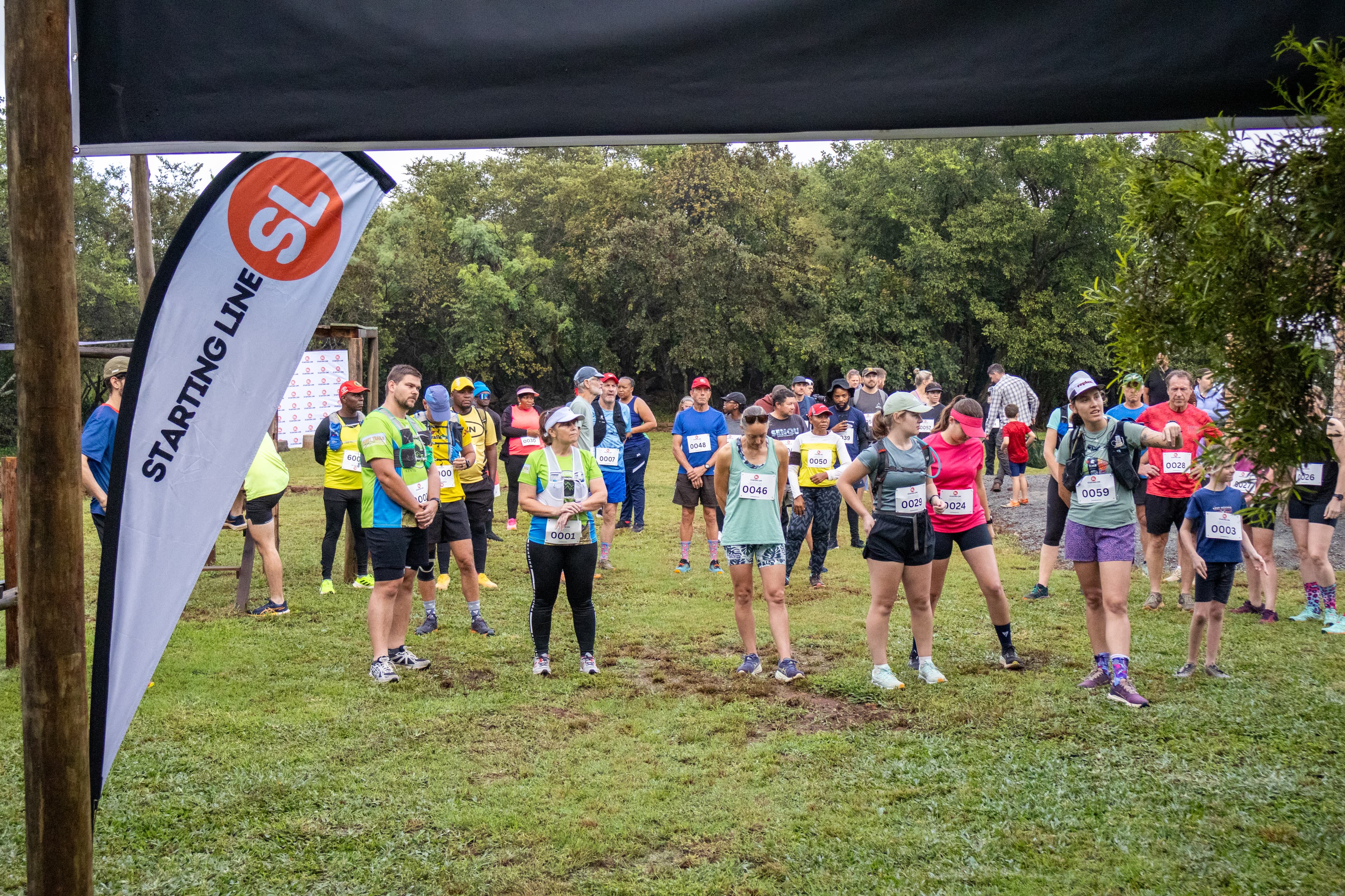 Pre-race briefing and organiser coordination